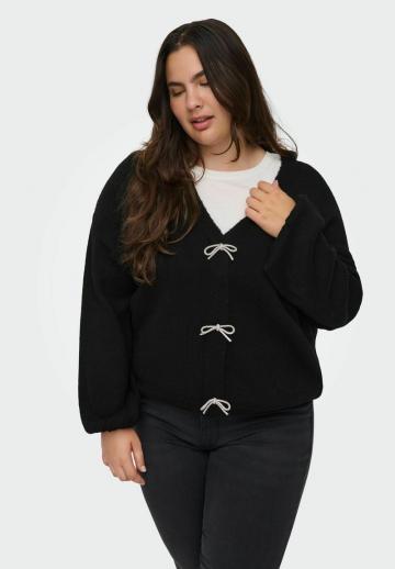 Пуловер с вырезом V