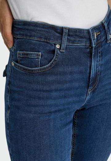 Клешеные джинсы