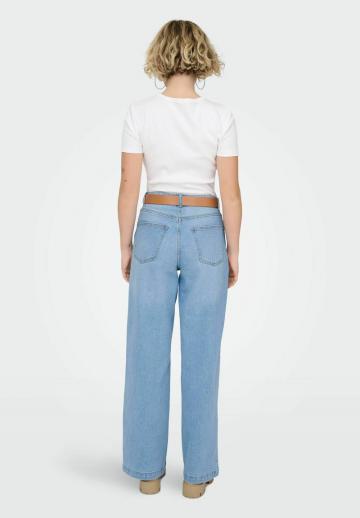 Свободные джинсы