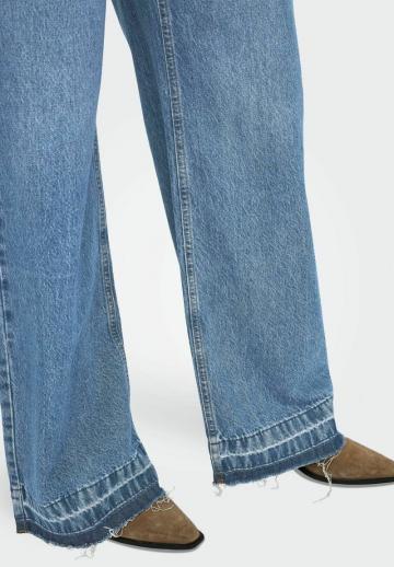 Джинсы