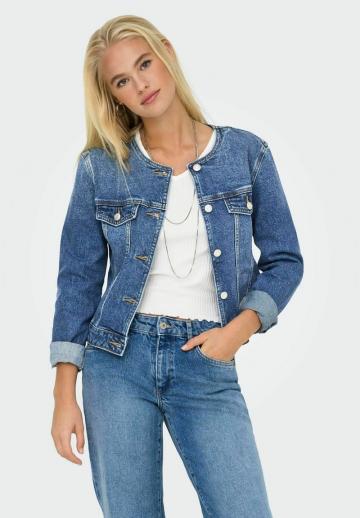 Джинсовая жилетка