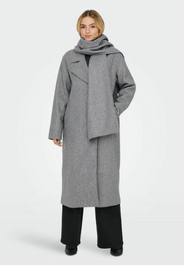 Шерстяное пальто