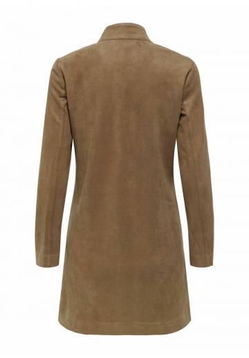 Короткое пальто