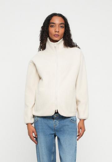 Флисовая куртка