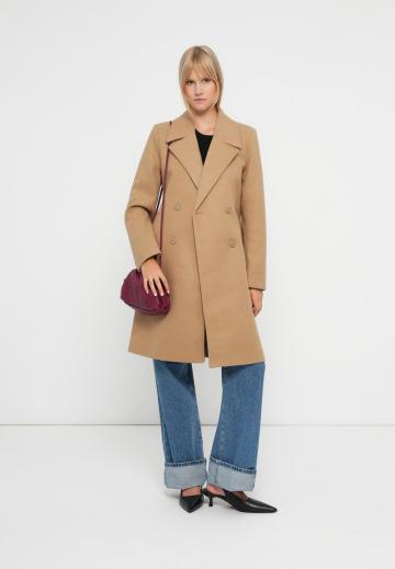 Шерстяное пальто