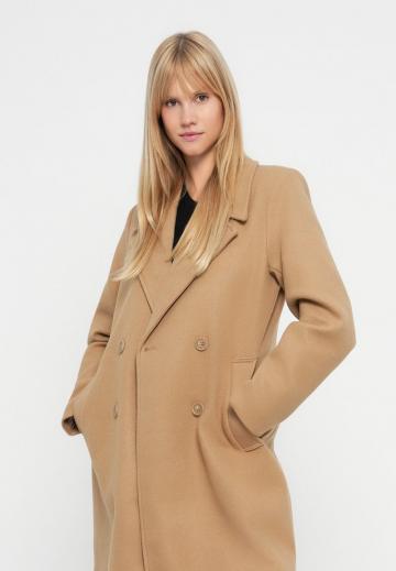 Шерстяное пальто