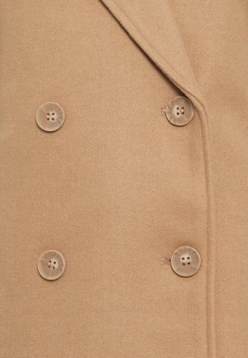 Шерстяное пальто