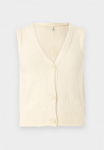 Джинсовая жилетка