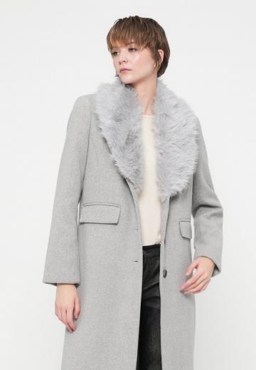 Шерстяное пальто