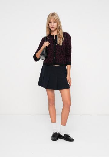 Жаккардовая вязаная кофта