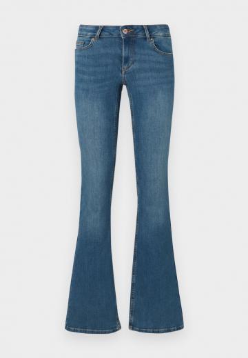 Клешеные джинсы