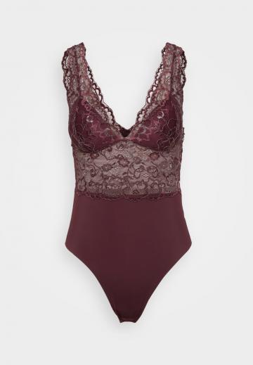 Кружевное боди