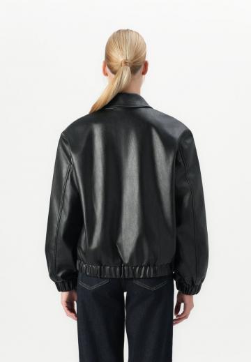 Кожаная куртка