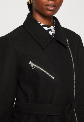 Шерстяное пальто