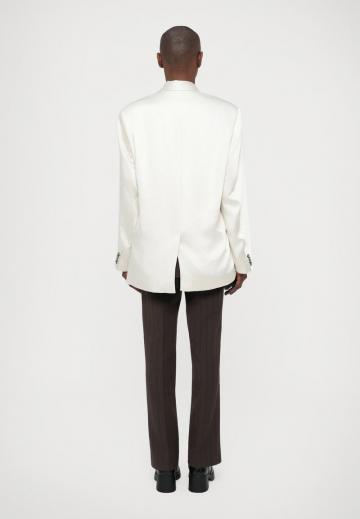 Длинный блейзер