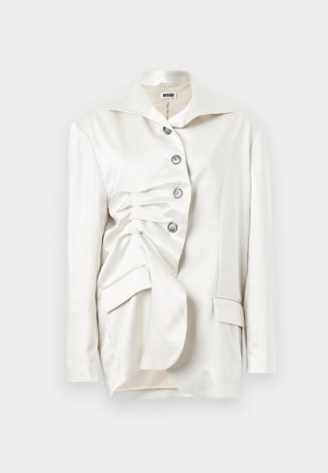 Длинный блейзер