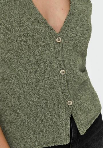 Джинсовая жилетка