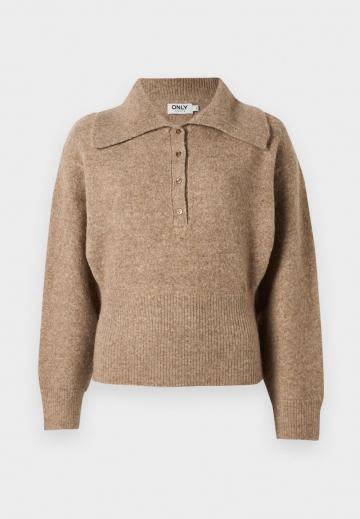 Пуловер с воротником поло