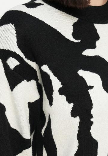 Вязаное платье