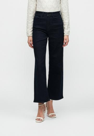 Свободные джинсы