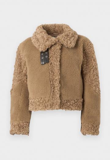 Флисовая куртка
