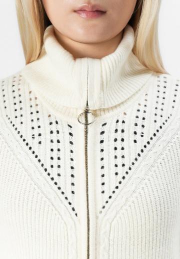 Вязаная кофта