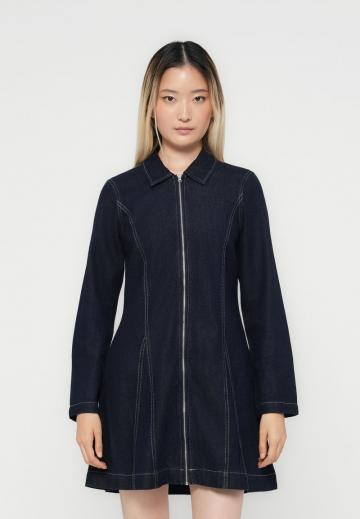 Короткое платье