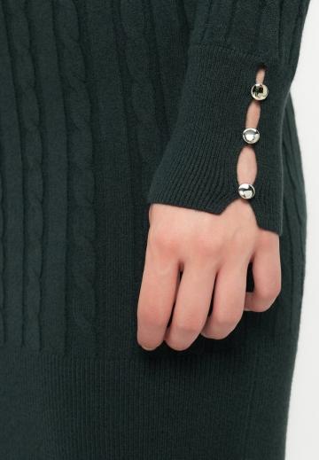 Вязаное платье