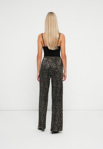 Спортивные штаны