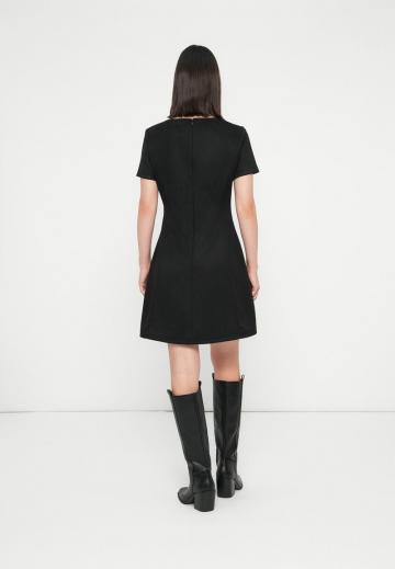 Коктейльное платье