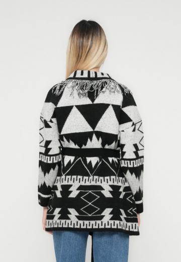 Жаккардовая кофта