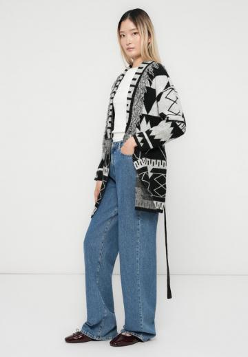 Жаккардовая кофта