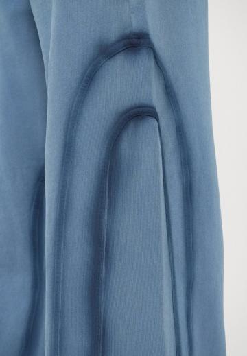 Спортивные штаны