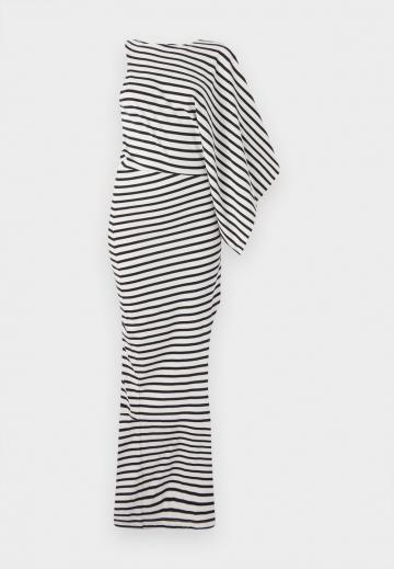 Пляжное платье