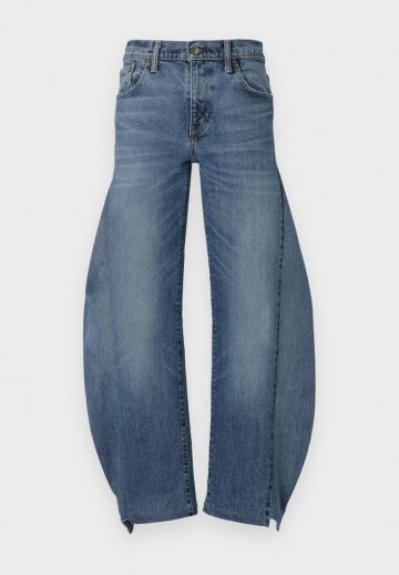 Свободные джинсы