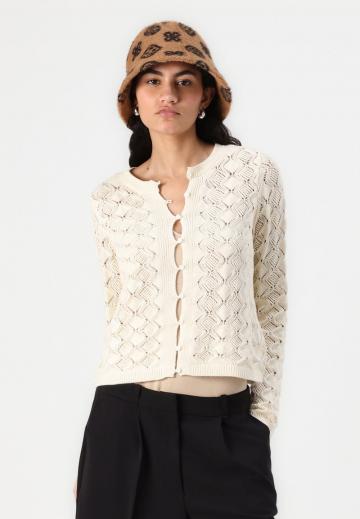 Вязаная кофта