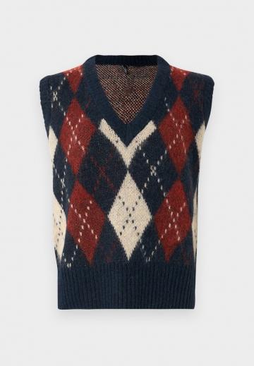 Пуловер без рукавов