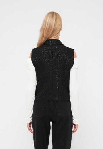 Джинсовая жилетка