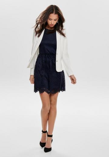 Блейзер с накладными карманами