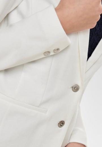 Блейзер с накладными карманами