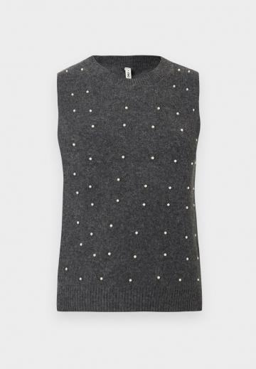 Пуловер без рукавов