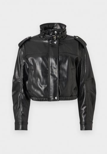 Короткая куртка