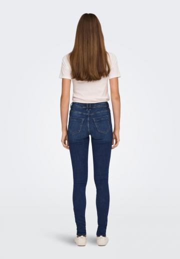 Узкие джинсы