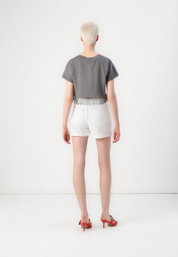 Джинсовые шорты