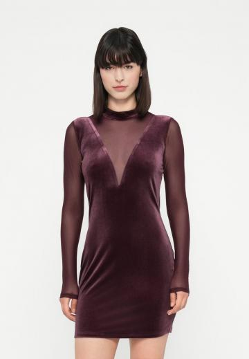 Коктейльное платье