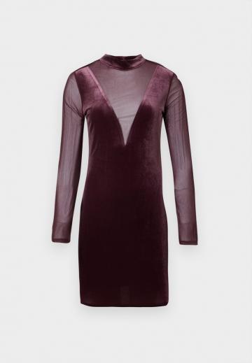 Коктейльное платье