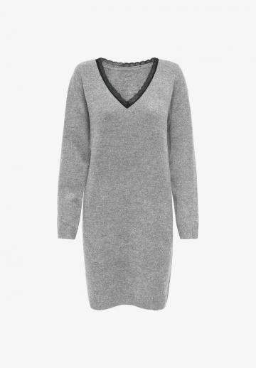 Вязаное платье