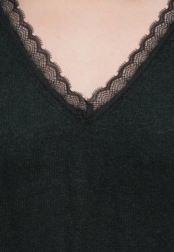 Вязаное платье