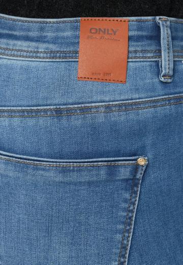 Узкие джинсы