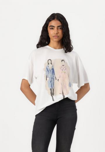 Клешеные джинсы